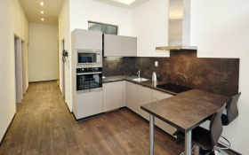Four-bed apartment 3+kitchen corner DELUXE (82 m²)